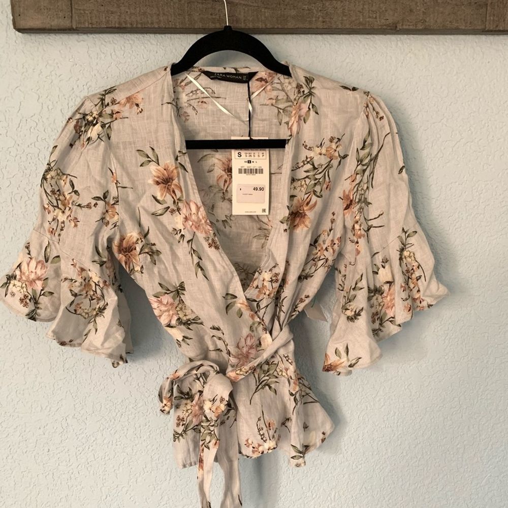 Zara Woman Blouse Bell Sleeve Size 5 Multicolor